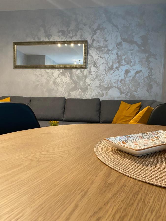 Maja Apartman Dunajská Streda 外观 照片